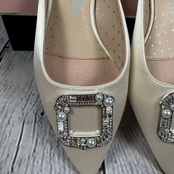 Kate Spade Women’s Buckle Up Slide Mule Shoes Ivory Bridal Pointed Toe NEW - Picture 4 of 7